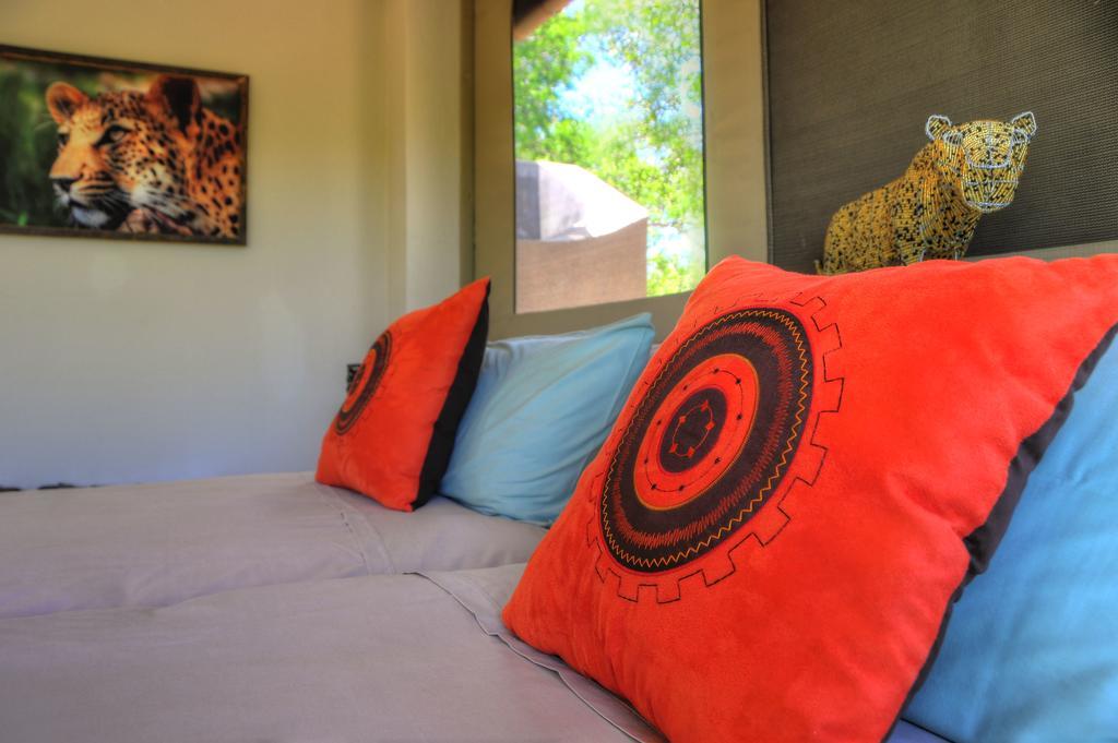Cheetah Paw Eco Lodge Guernsey Nature Reserve Bagian luar foto