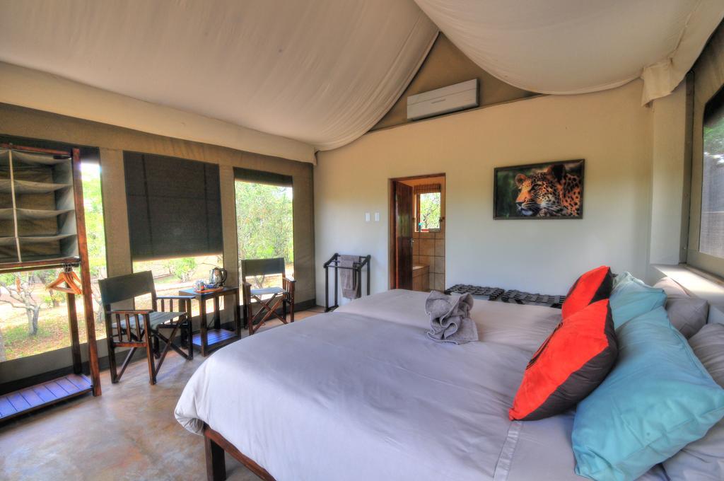Cheetah Paw Eco Lodge Guernsey Nature Reserve Bagian luar foto