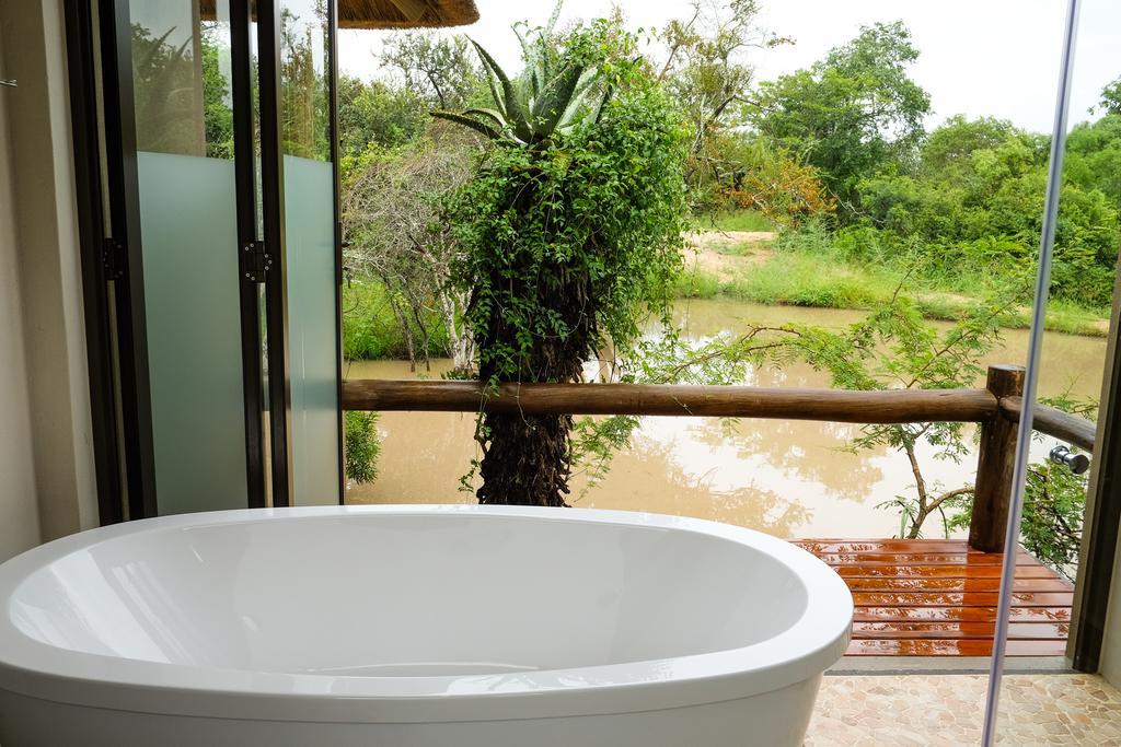 Cheetah Paw Eco Lodge Guernsey Nature Reserve Ruang foto